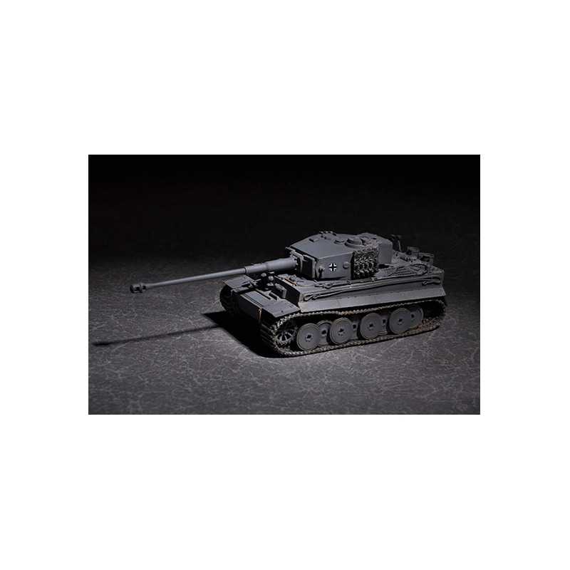 Trumpeter 07164 Сборная модель танка Тигр I c 88 мм kwk L/71 (1:72)