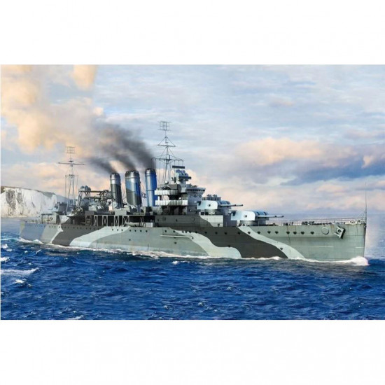 Trumpeter 06735 Сборная модель корабля HMS Kent (1:700)